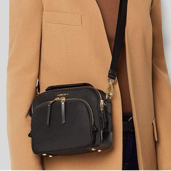 brand new reduced TUMI Voyageur Troy Crossbody bag black classic Registered - Picture 13 of 14